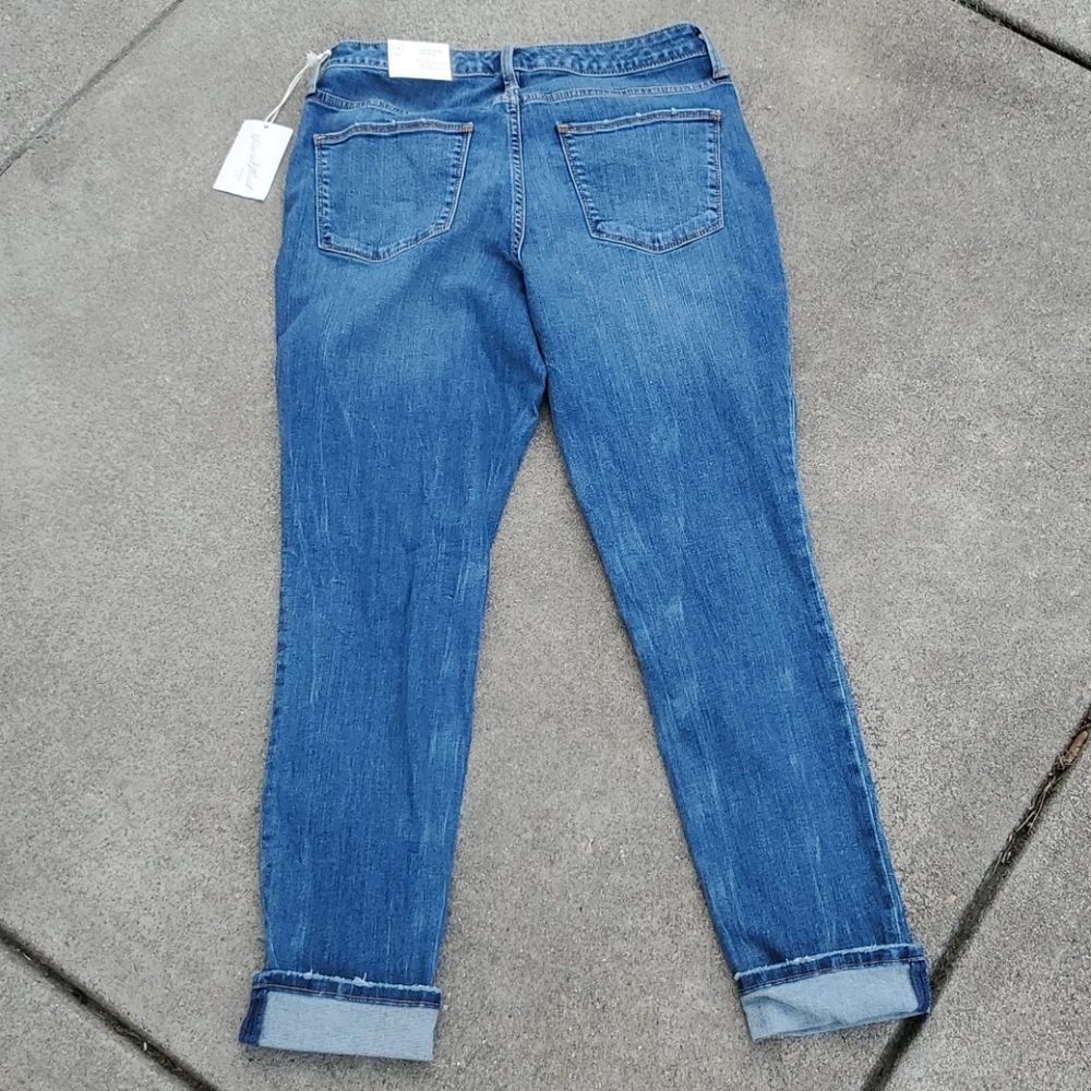 Cuffed High Rise Skinny Jeans - Picture 2 of 3